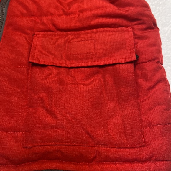 WOOLRICH Boys Size M Red Vest - Picture 4 of 7